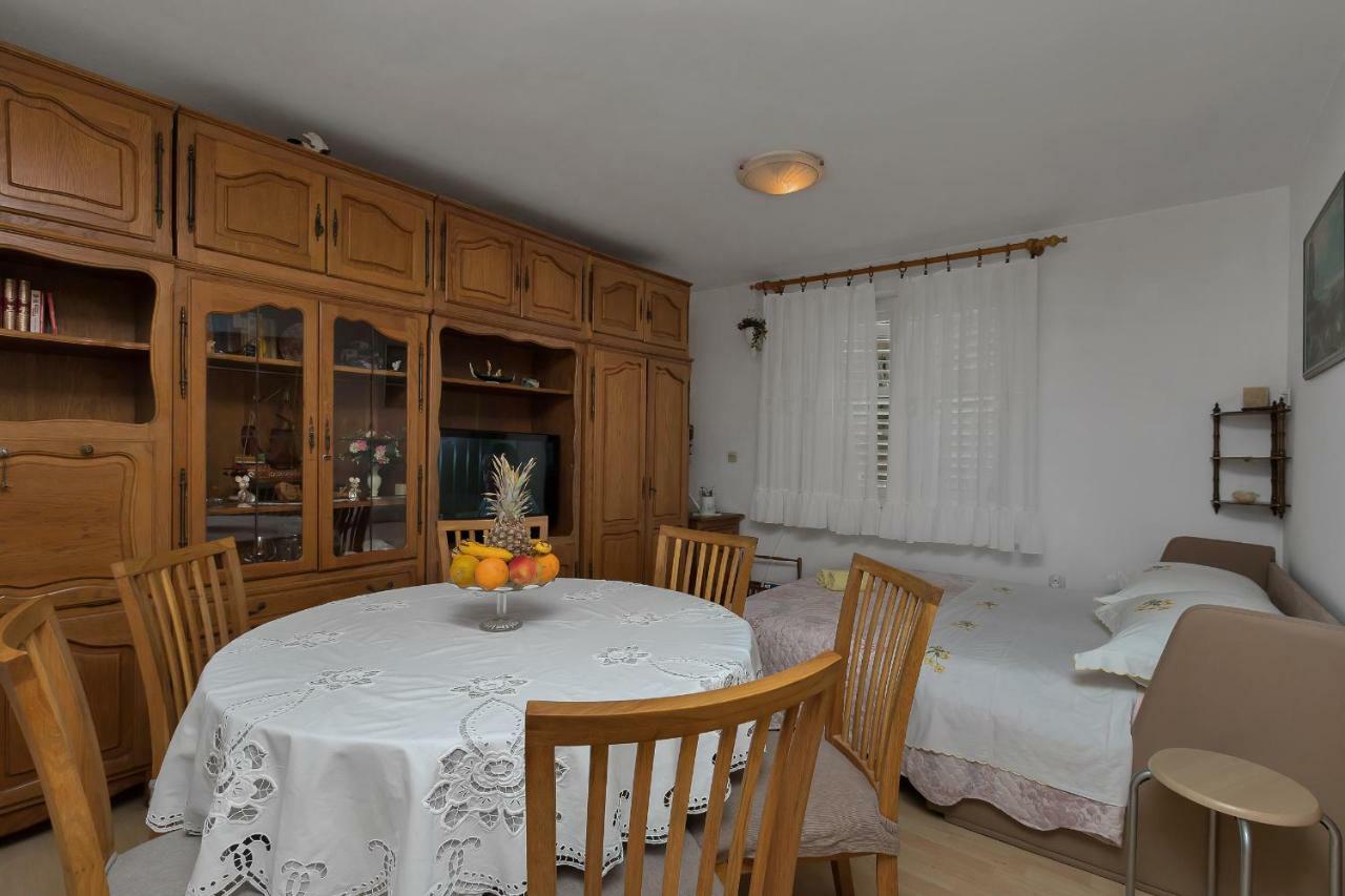 Apartments Marija Makarska Esterno foto