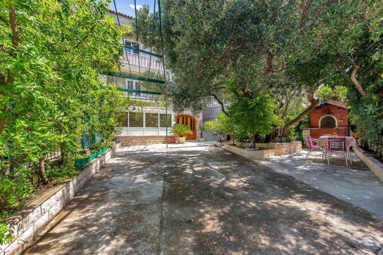 Apartments Marija Makarska Esterno foto