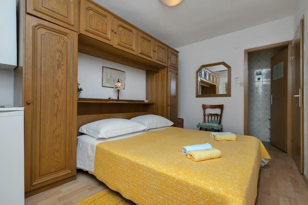 Apartments Marija Makarska Esterno foto