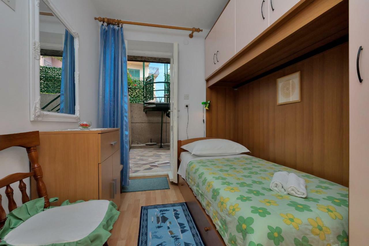 Apartments Marija Makarska Esterno foto