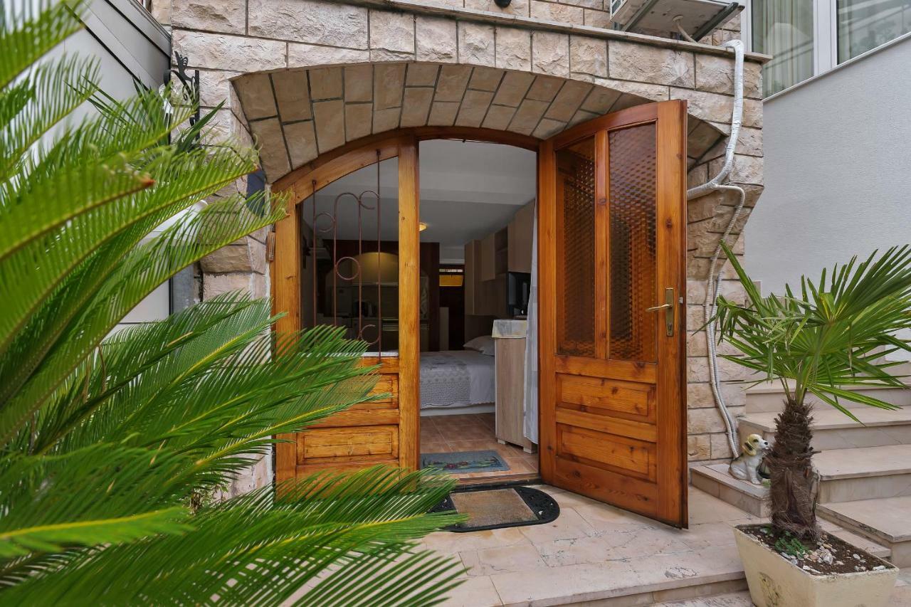 Apartments Marija Makarska Esterno foto